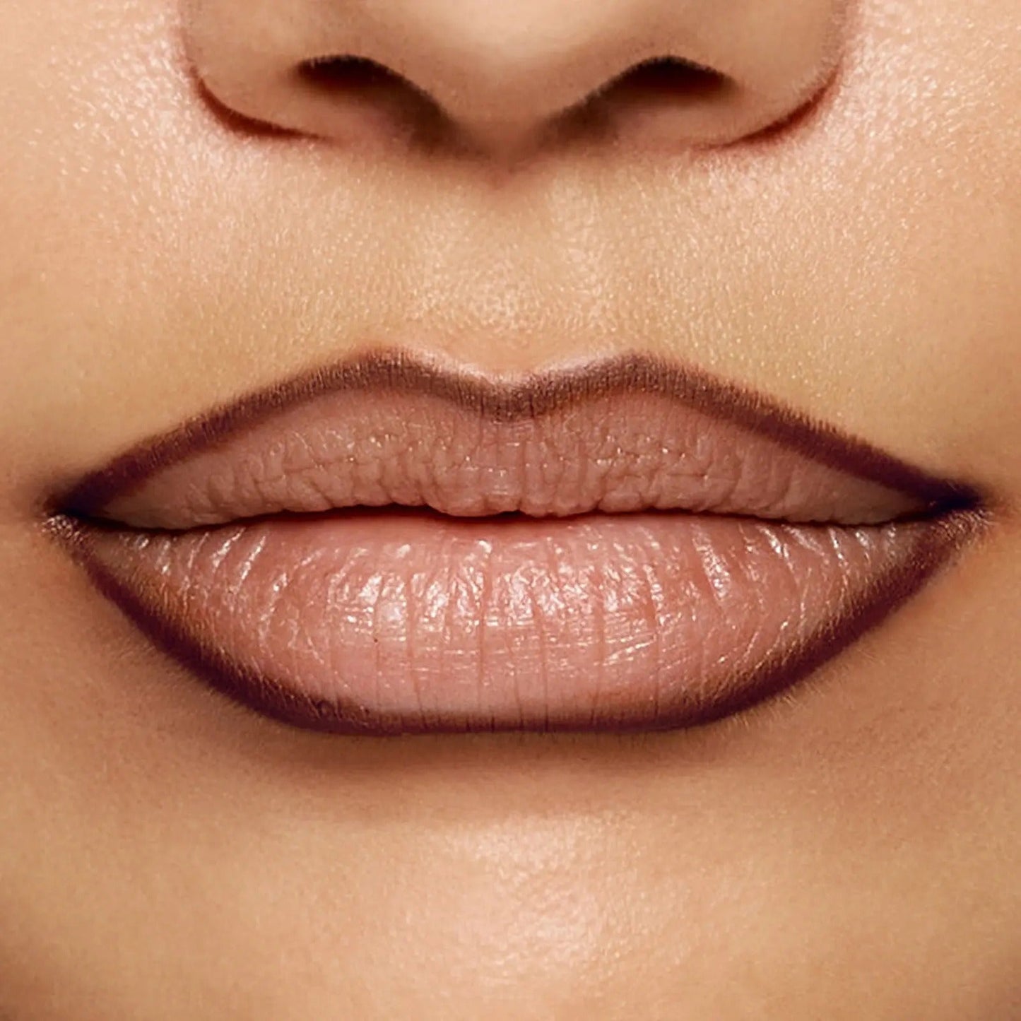 Easy Glide Lip Liner — Creamy, Blendable Color with Smooth Application-9YOE9